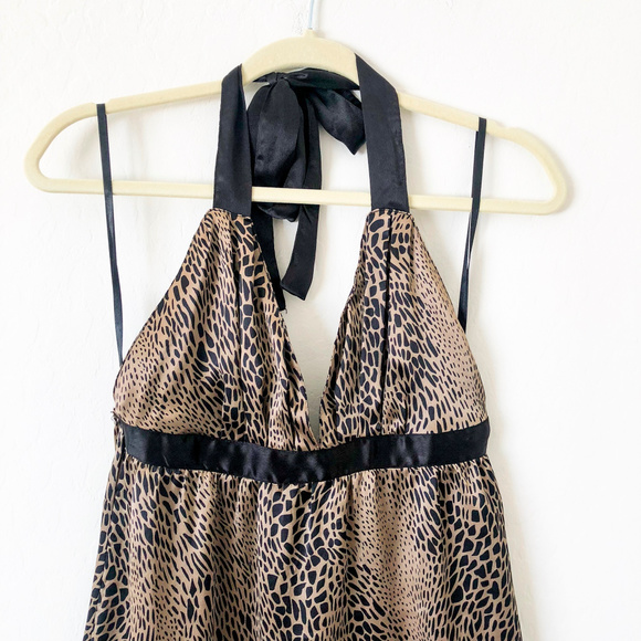 🛒 5/$25 Guess Jeans Animal Print Halter Mini Dress - Picture 2 of 8